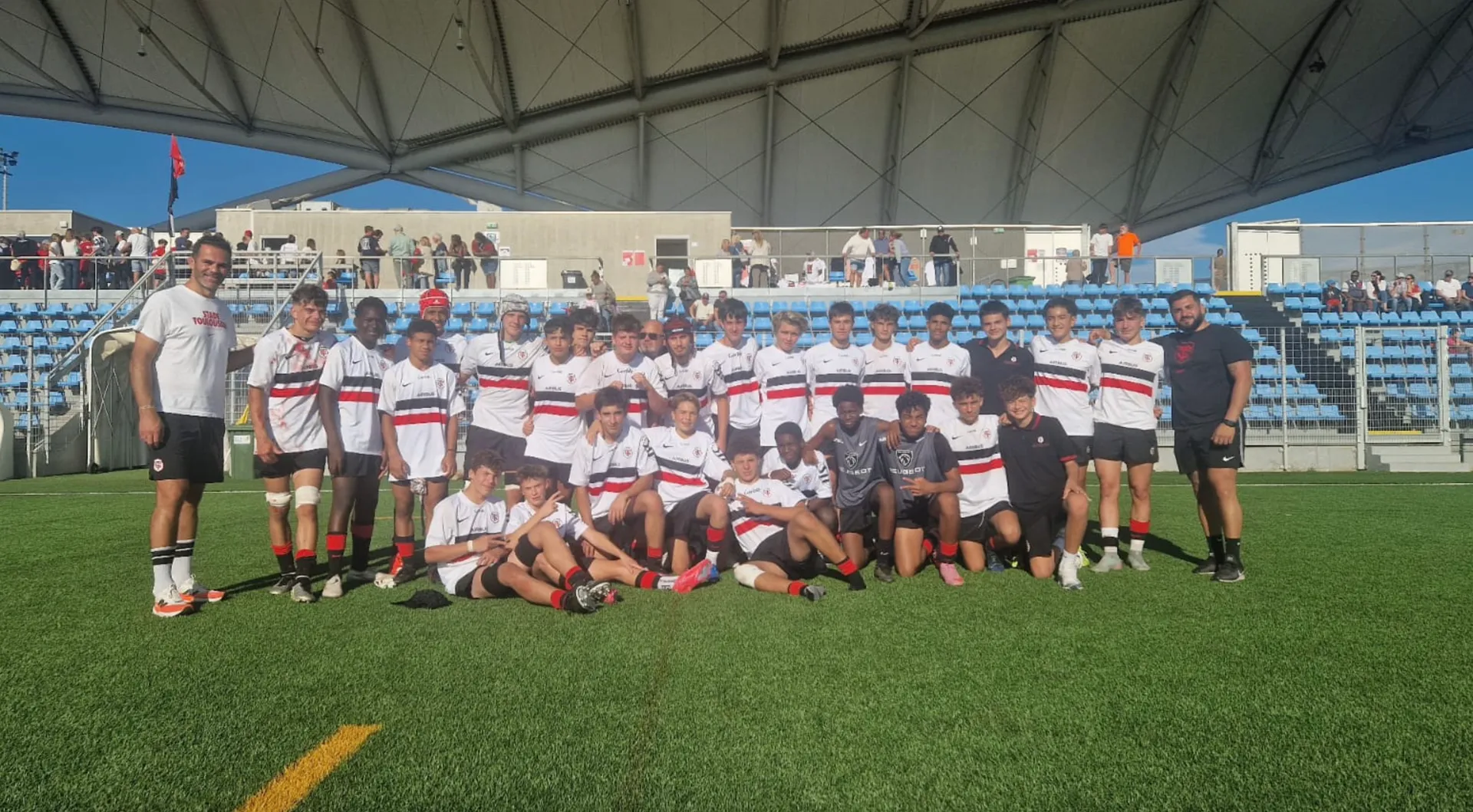 Photo de groupe des Cadets Gaudermen après un match face à Toulon 25_26