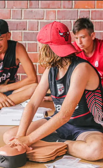 Groupama, Assureur Officiel du Stade Toulousain depuis de nombreuses années, a lancé un vaste programme pour former aux gestes de premiers secours.