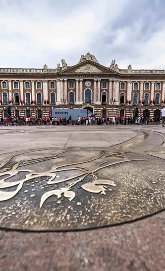 Place du Capitole vide