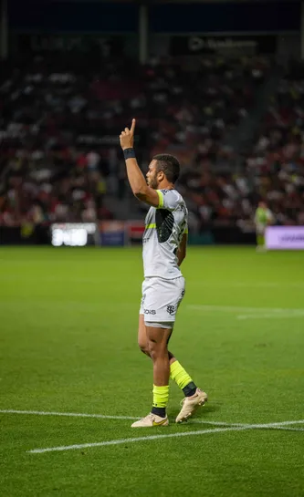 Matthis Lebel en maillot away 23-24