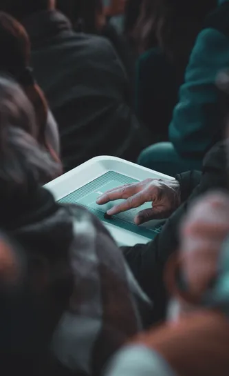 Touch 2 see