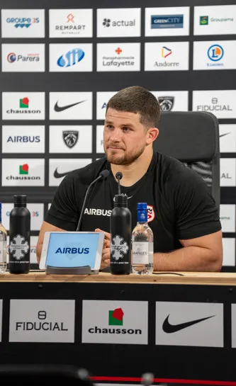 Julien Marchand en conférence de presse