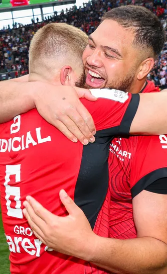 Willis et Meafou après la finale d'Investec Champions Cup
