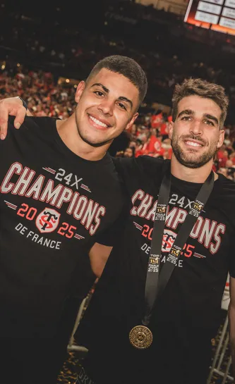 T-shirt Champions 2025
