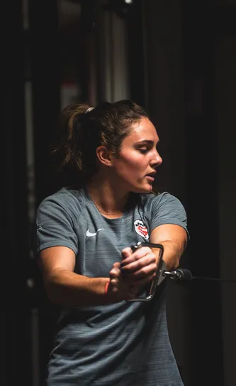 Alessia Philippe à une séance de muscu