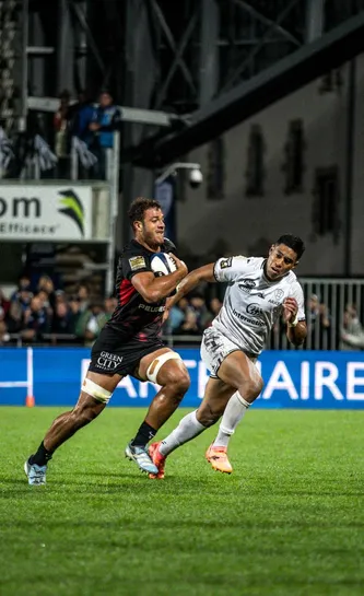Théo Ntamack en pleine course
