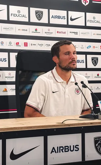 Laurent Thuéry en conférence de presse