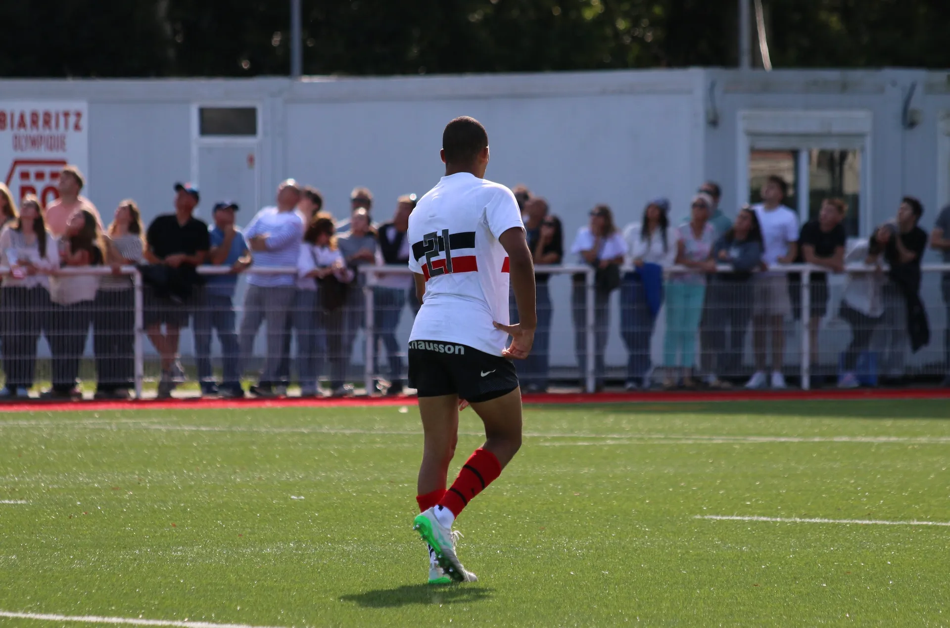 Axel Mirande de dos lors de la J3 Espoirs 25/26 ; BO-ST